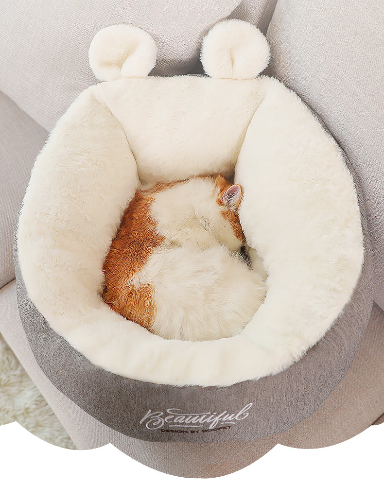 SnuggleNest Cozy Pet Bed