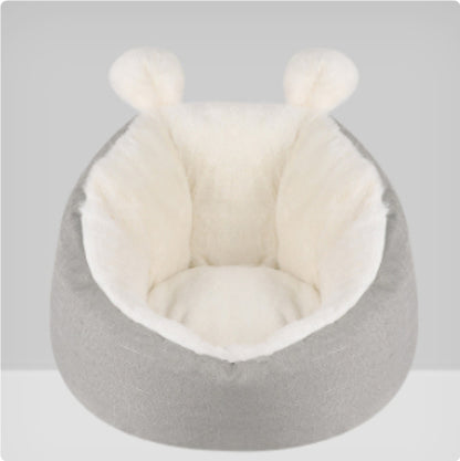 SnuggleNest Cozy Pet Bed
