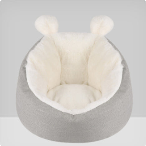 SnuggleNest Cozy Pet Bed
